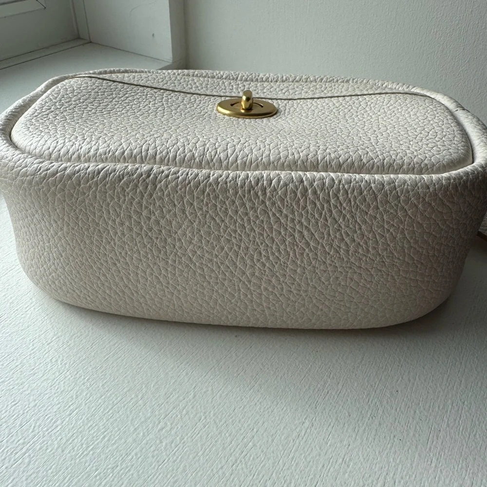 Coach Camera Bag with Removable Shoulder Strap - Picture 6 of 9